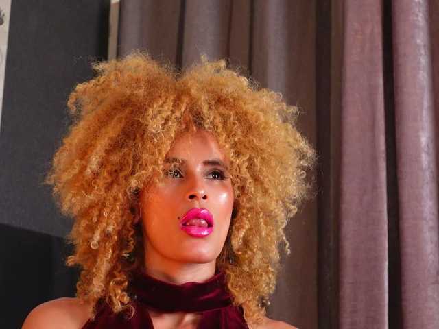 Alexa-Duque live cam on BongaCams