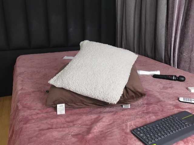 Alexa-Duque live cam on BongaCams