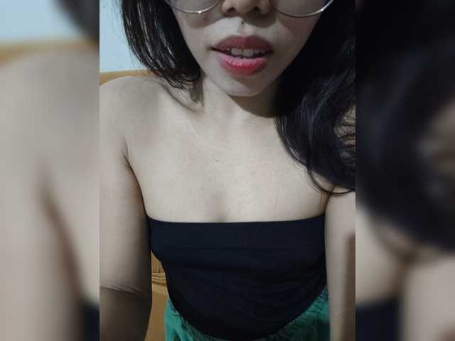 innocentzara live cam on BongaCams