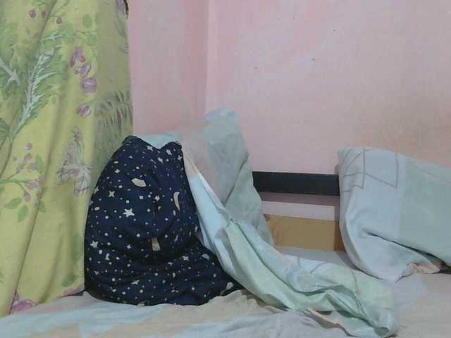 innocentzara live cam on BongaCams