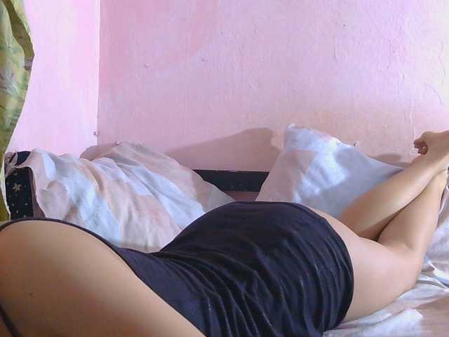 innocentzara live cam on BongaCams