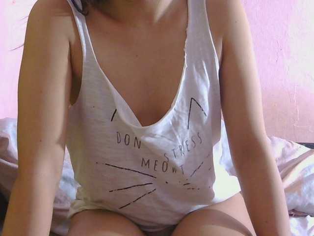 innocentzara live cam on 
