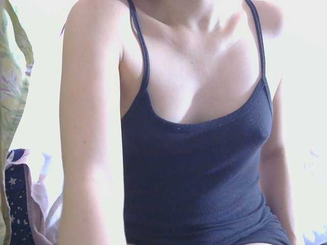 innocentzara live cam on BongaCams