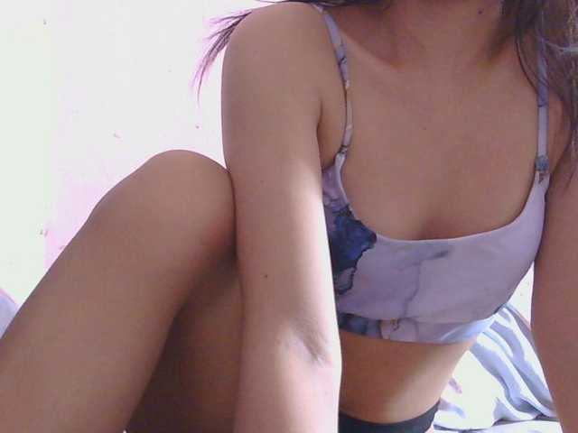 innocentzara live webcam show