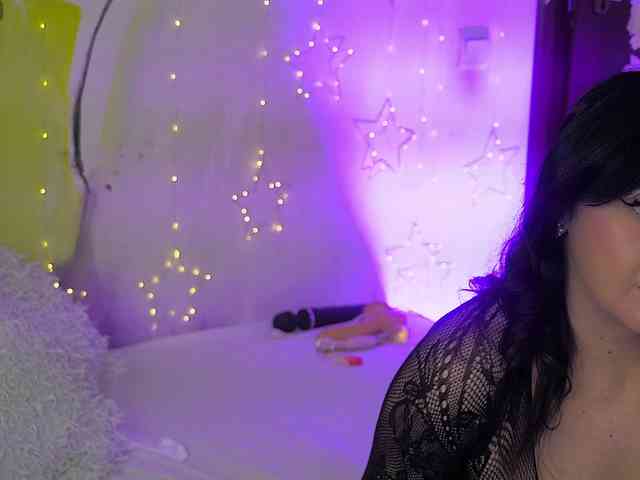 JackieJee webcam