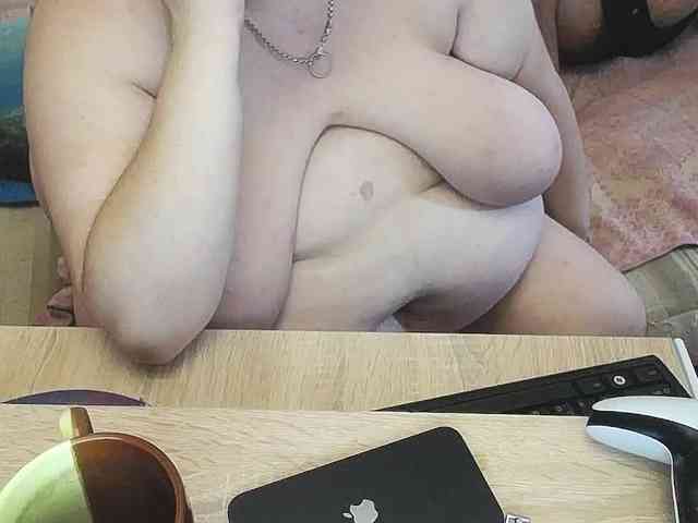 LicaBlack webcam