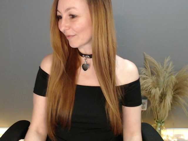 Prettygirl1703's BongaCams show and profile