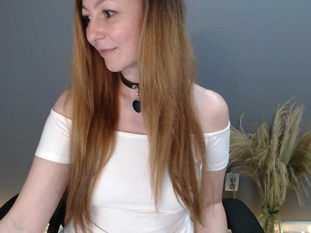 Prettygirl1703 live cam on BongaCams