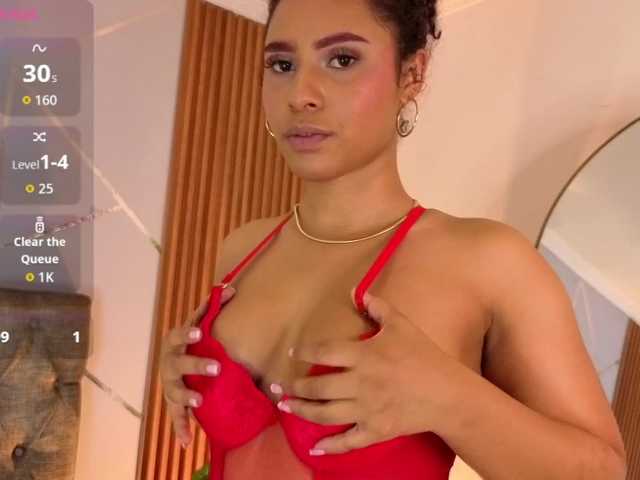 charlotte-69 live cam on BongaCams
