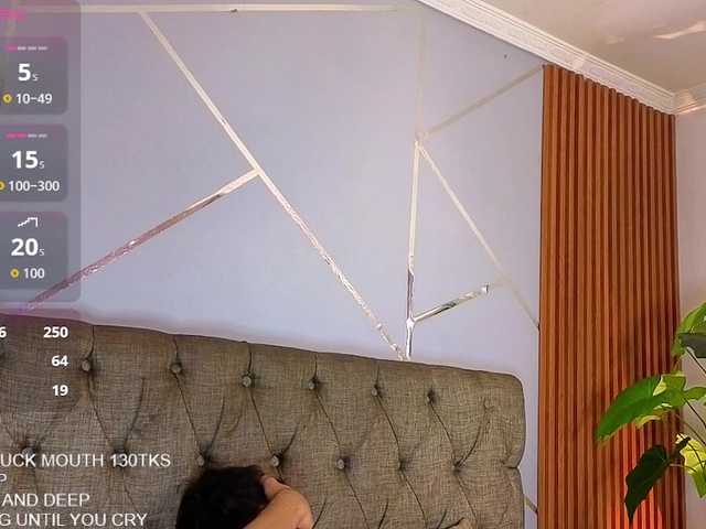 charlotte-69 live cam on BongaCams