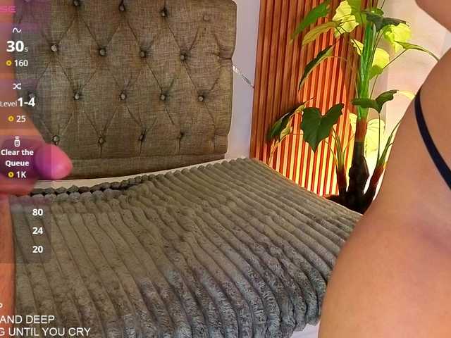 charlotte-69 live cam on BongaCams