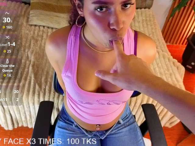 charlotte-69 live show