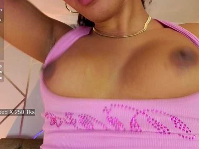 charlotte-69 live cam on BongaCams
