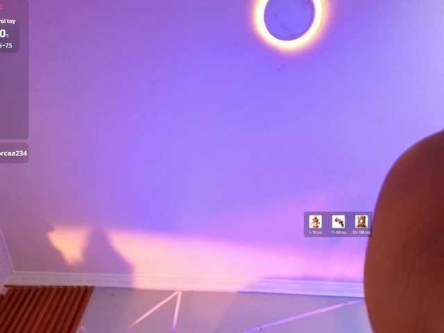 charlotte-69 live cam on BongaCams