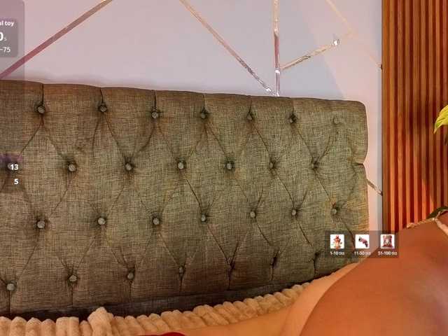 charlotte-69 live cam on BongaCams