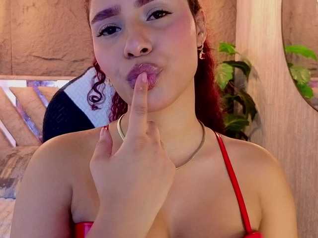 charlotte-69 live cam on BongaCams