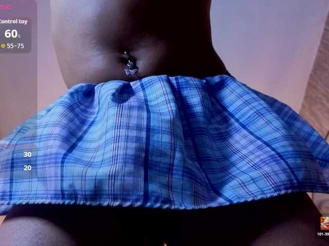 charlotte-69 live cam on BongaCams