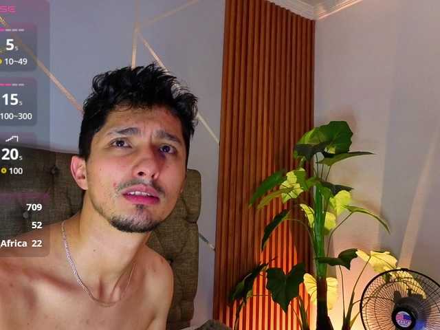 charlotte-69 live cam on BongaCams