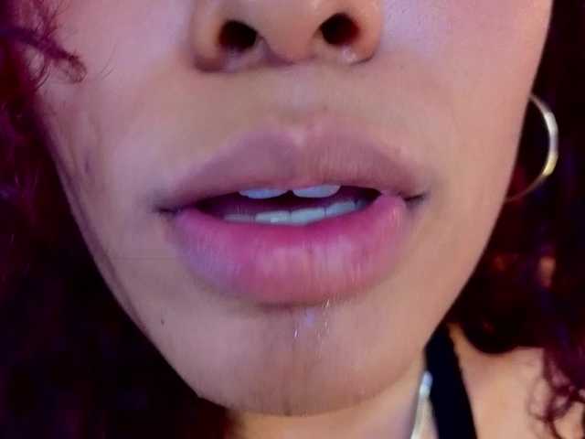 charlotte-69 live cam on BongaCams