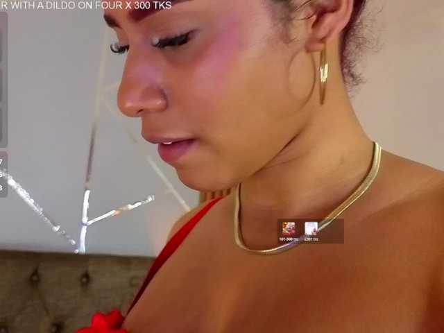 charlotte-69 live cam on BongaCams