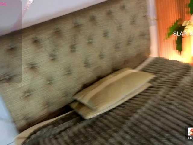 charlotte-69 live cam on BongaCams