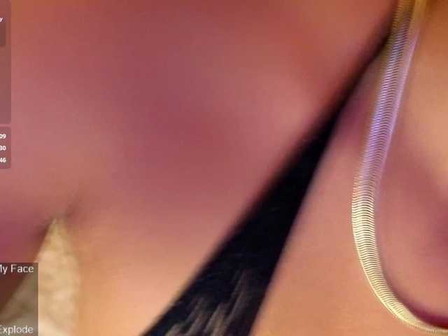 charlotte-69 live cam on BongaCams