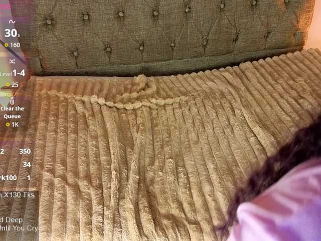 charlotte-69 live webcam show
