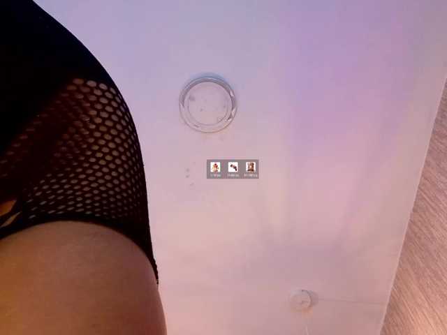 charlotte-69 live cam on BongaCams