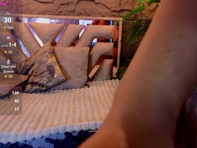 charlotte-69 live cam on BongaCams