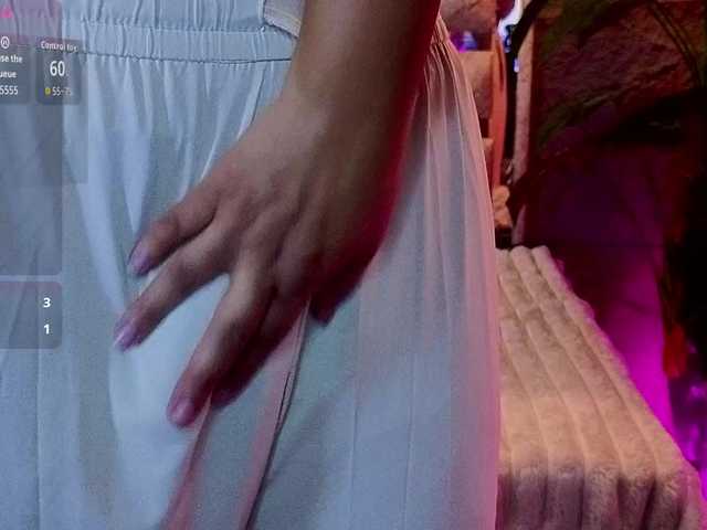 charlotte-69 live cam on BongaCams