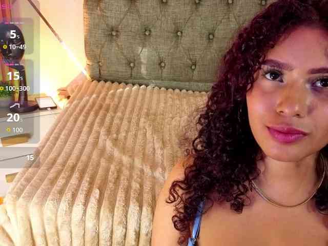 charlotte-69 webcam