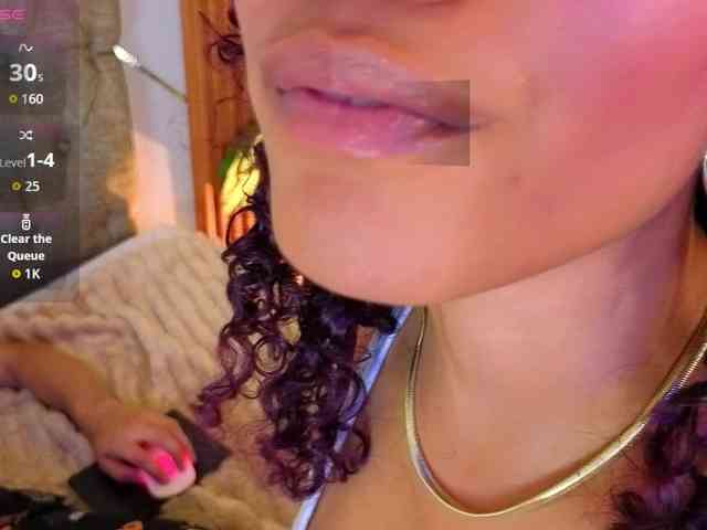 charlotte-69 webcam