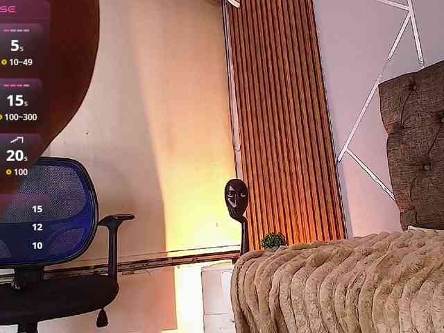 charlotte-69 webcam