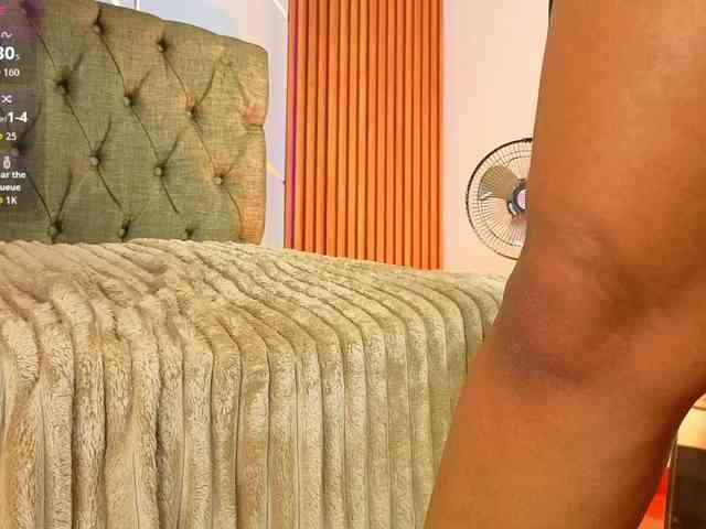 charlotte-69 webcam