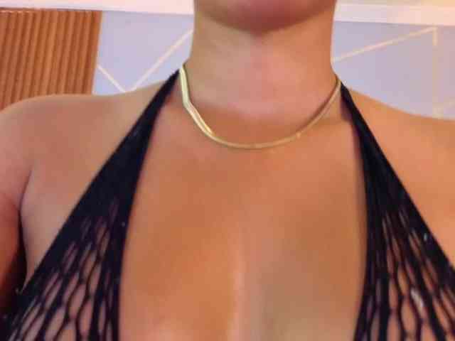 charlotte-69 webcam