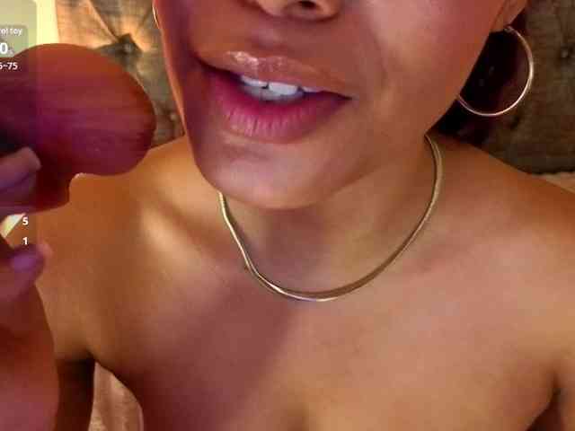 charlotte-69 webcam