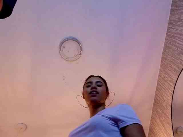 charlotte-69 webcam