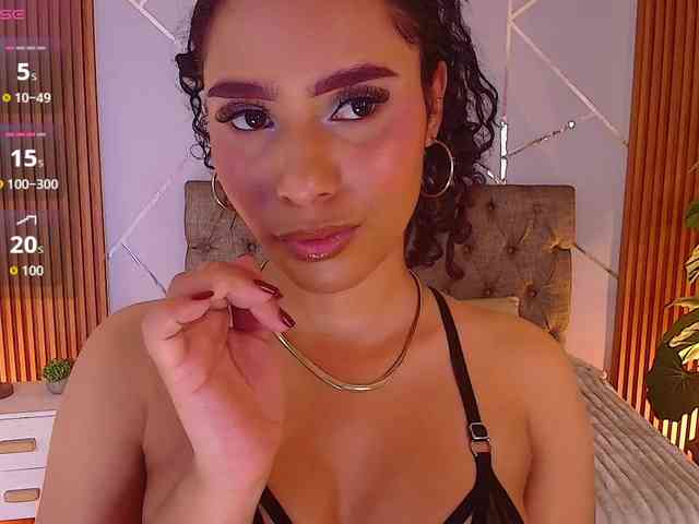 charlotte-69 webcam