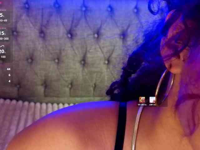 charlotte-69 webcam