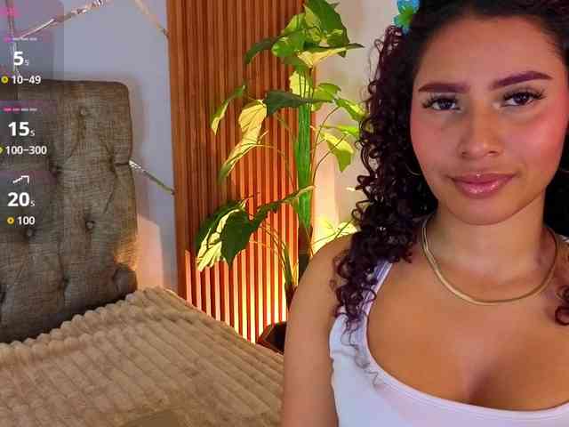 charlotte-69 webcam