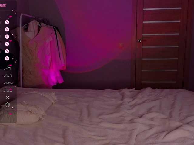 alengrace live sex show