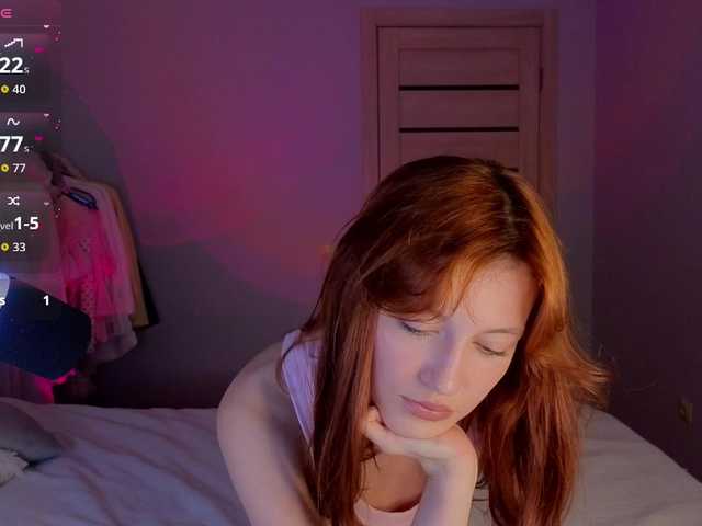 AlenGrace live webcam show