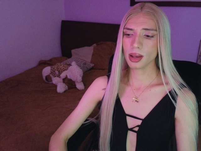 mirandahabach live cam