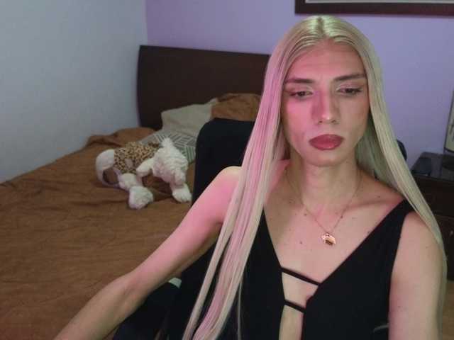 mirandahabach live cam