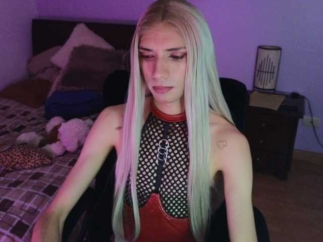 mirandahabach live cam