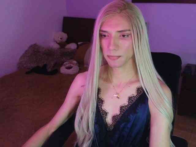 mirandahabach Live Webcam on BongaCams
