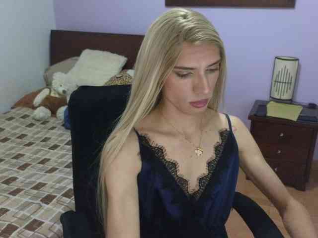 mirandahabach Sex Cam Show