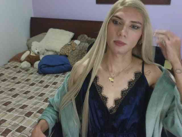 mirandahabach Sex Cam Show