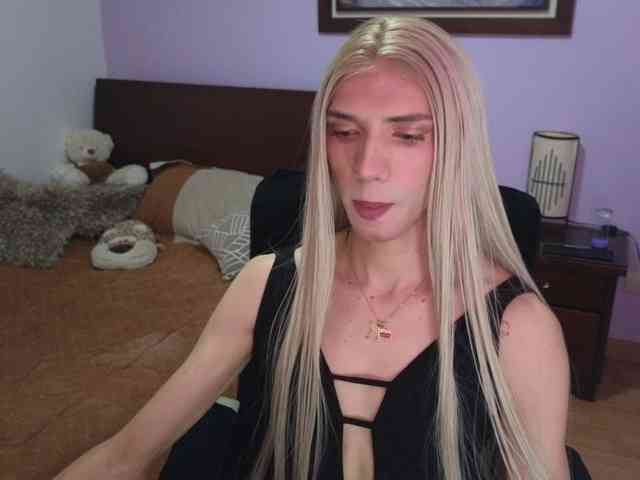 mirandahabach Live Webcam on BongaCams