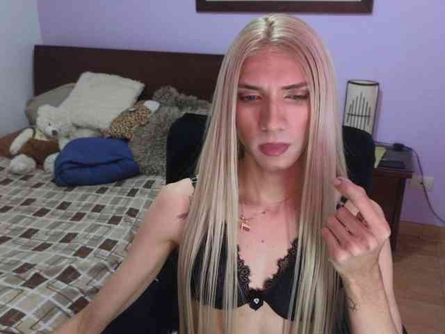 mirandahabach Sex Cam Show